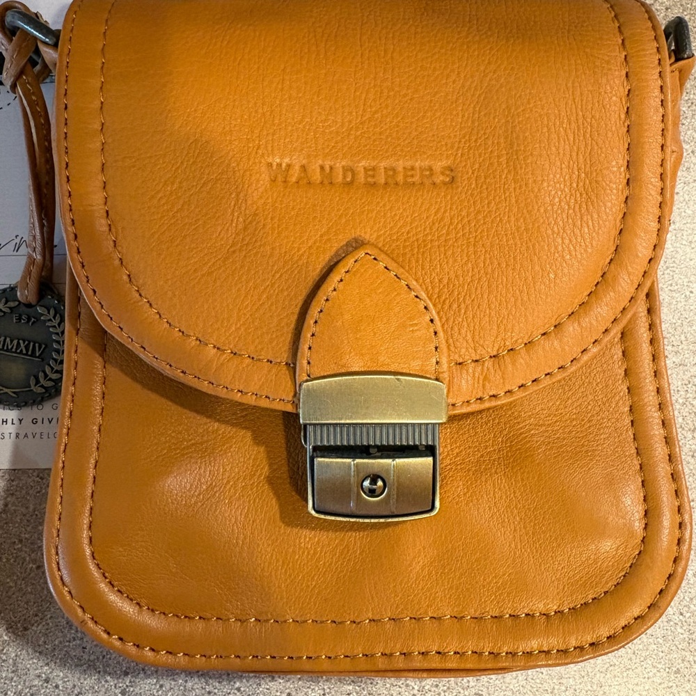 Wanderers Tan Leather Crossbody Bag and Coin Pouch - Picture 3 of 9